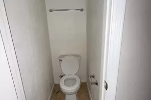 6537 S 15th Dr, Phoenix, AZ 85041 - Photo 27
