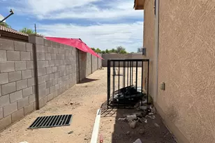 6537 S 15th Dr, Phoenix, AZ 85041 - Photo 35