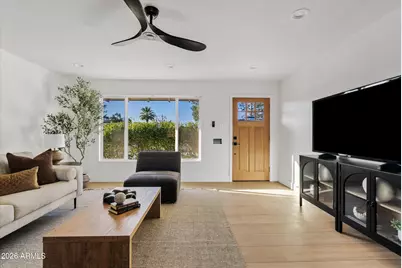 8019 E Whitton Avenue, Scottsdale, AZ 85251 - Photo 7
