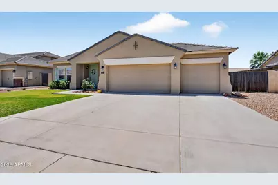 3643 E Meadow Land Drive, San Tan Valley, AZ 85140 - Photo 3