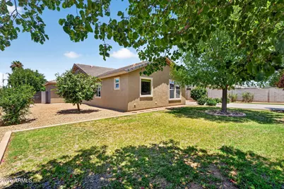 3643 E Meadow Land Drive, San Tan Valley, AZ 85140 - Photo 31