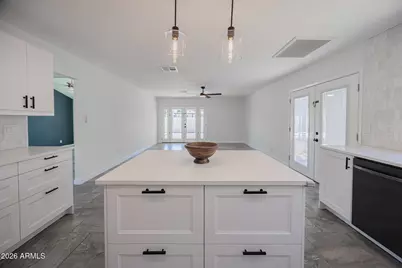 10251 N 53rd Avenue, Glendale, AZ 85302 - Photo 17