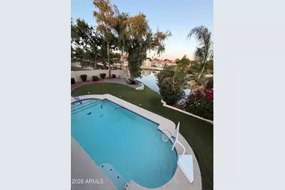 3821 S Hawthorn Drive, Chandler, AZ 85248 - Photo 5