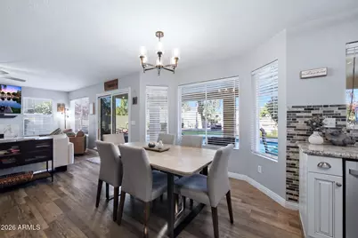 3821 S Hawthorn Drive, Chandler, AZ 85248 - Photo 11