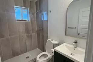 7814 E Heatherbrae Ave, Scottsdale, AZ 85251 - Photo 3