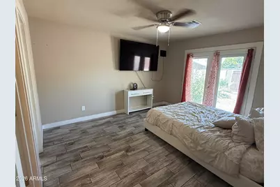 1114 E Desert Drive, Phoenix, AZ 85042 - Photo 3