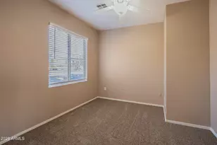 670 E Mariposa Pl, Chandler, AZ 85225 - Photo 9