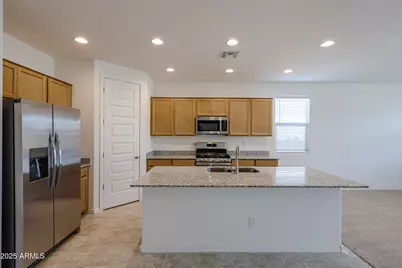 25183 N 172nd Drive, Surprise, AZ 85387 - Photo 3