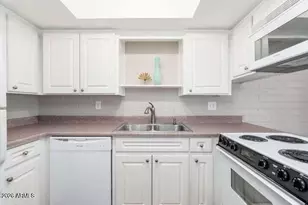 4848 N Woodmere Fairway, Scottsdale, AZ 85251 - Photo 11