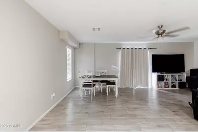 2421 E Pueblo Avenue, Phoenix, AZ 85040 - Photo 13