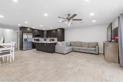 2421 E Pueblo Avenue, Phoenix, AZ 85040 - Photo 7