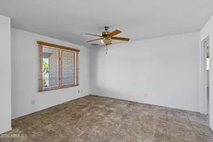 11825 S Paiute St, Phoenix, AZ 85044 - Photo 9