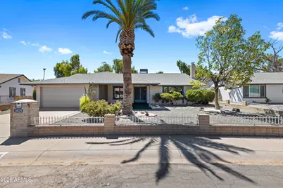 11825 S Paiute Street, Phoenix, AZ 85044 - Photo 1