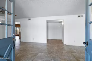 11825 S Paiute St, Phoenix, AZ 85044 - Photo 5