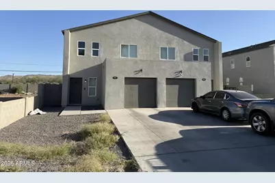2431 E Pueblo Avenue, Phoenix, AZ 85040 - Photo 1