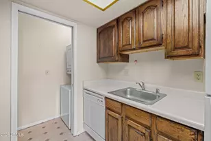 1402 E Guadalupe Rd, Tempe, AZ 85283 - Photo 7