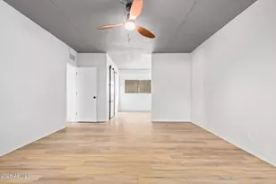 351 E Thomas Rd, Phoenix, AZ 85012 - Photo 15