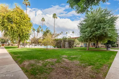 351 E Thomas Road #D208, Phoenix, AZ 85012 - Photo 37