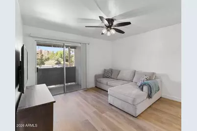 302 E Monte Vista Road #D2, Phoenix, AZ 85004 - Photo 7