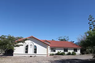 3522 E Navaho St, Sierra Vista, AZ 85650 - Photo 1