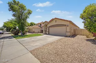 1218 S Kendra St, Gilbert, AZ 85296 - Photo 3