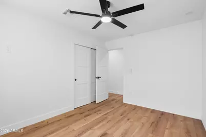 3860 E Clarendon Avenue, Phoenix, AZ 85018 - Photo 29