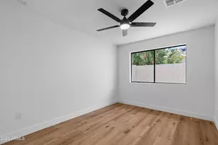 3860 E Clarendon Ave, Phoenix, AZ 85018 - Photo 23