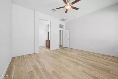 206 W Blue Lagoon Drive, Casa Grande, AZ 85122 - Photo 11