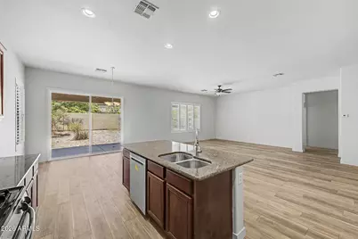 206 W Blue Lagoon Drive, Casa Grande, AZ 85122 - Photo 7