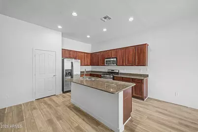 206 W Blue Lagoon Drive, Casa Grande, AZ 85122 - Photo 5