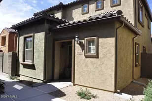 3939 E Cat Balue Dr, Phoenix, AZ 85050 - Photo 1