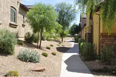 3939 E Cat Balue Drive, Phoenix, AZ 85050 - Photo 3