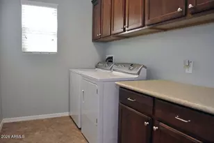 3939 E Cat Balue Dr, Phoenix, AZ 85050 - Photo 11