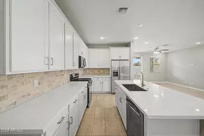17016 W Cavedale Drive, Surprise, AZ 85387 - Photo 9