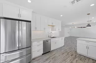 8224 E Devonshire Ave, Scottsdale, AZ 85251 - Photo 9