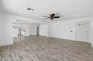8224 E Devonshire Ave, Scottsdale, AZ 85251 - Photo 5