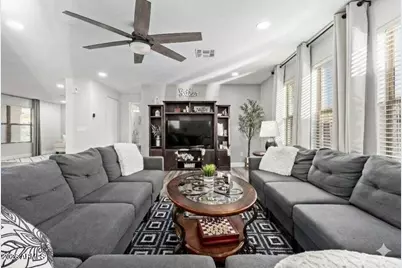 10617 W Daley Lane, Peoria, AZ 85383 - Photo 49