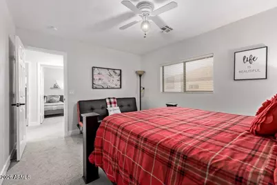 10617 W Daley Lane, Peoria, AZ 85383 - Photo 21