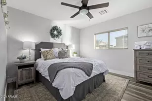 10617 W Daley Ln, Peoria, AZ 85383 - Photo 19