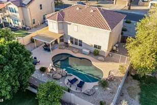 10617 W Daley Ln, Peoria, AZ 85383 - Photo 35