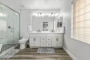 10617 W Daley Ln, Peoria, AZ 85383 - Photo 17