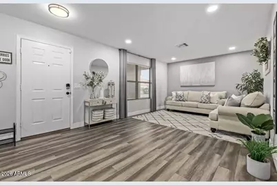10617 W Daley Lane, Peoria, AZ 85383 - Photo 3