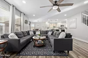 10617 W Daley Ln, Peoria, AZ 85383 - Photo 7