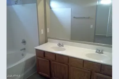 8749 E Knowles Avenue, Mesa, AZ 85209 - Photo 5
