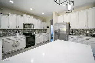 11718 West Cocopah St, Avondale, AZ 85323 - Photo 7