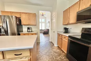 3419 W Via Montoya Dr, Phoenix, AZ 85027 - Photo 9