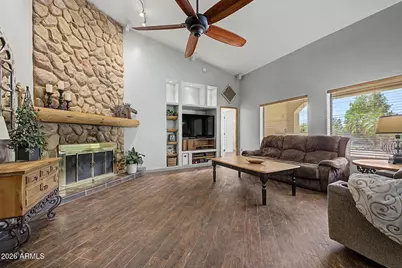 23712 N 104th Avenue, Peoria, AZ 85383 - Photo 13