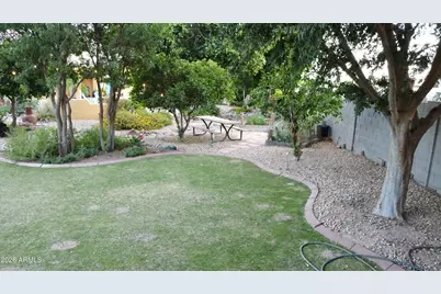 23712 N 104th Avenue, Peoria, AZ 85383 - Photo 57