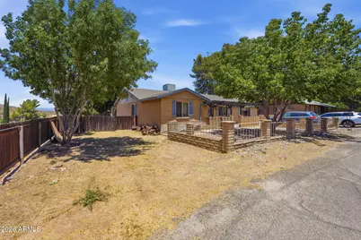 647 W Mingus Turn Circle, Globe, AZ 85501 - Photo 3