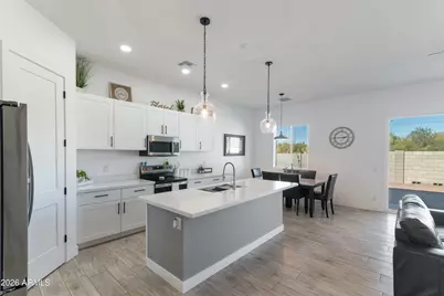 10530 E Baltimore Street, Apache Junction, AZ 85120 - Photo 5